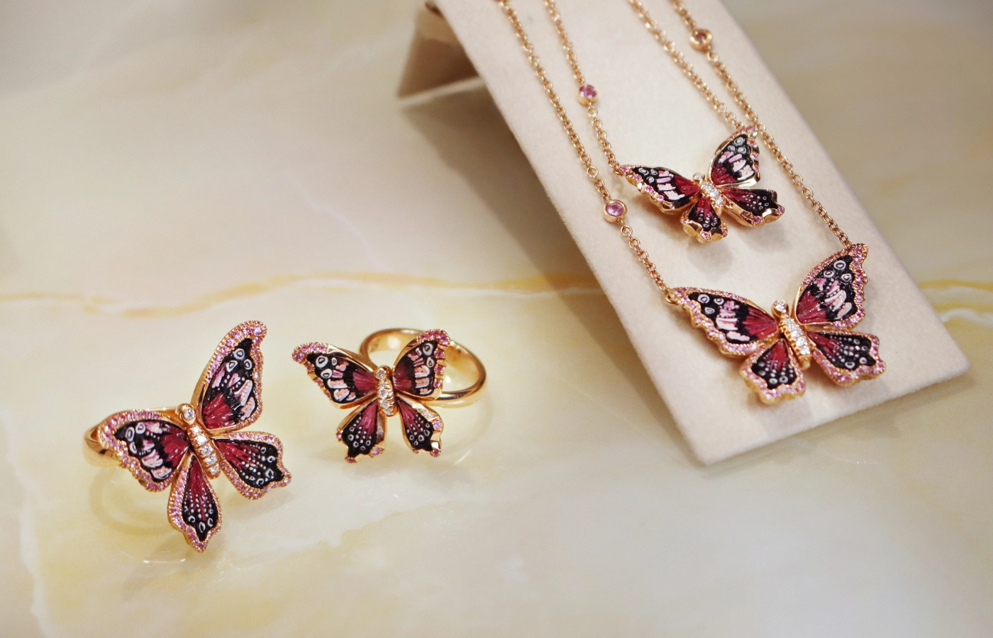  Sicis Nymphalia Pearly Eye earrings set, including necklaces and rings with light pink to intense magenta micromosaics, diamonds and pink sapphires in 18k rose gold 
