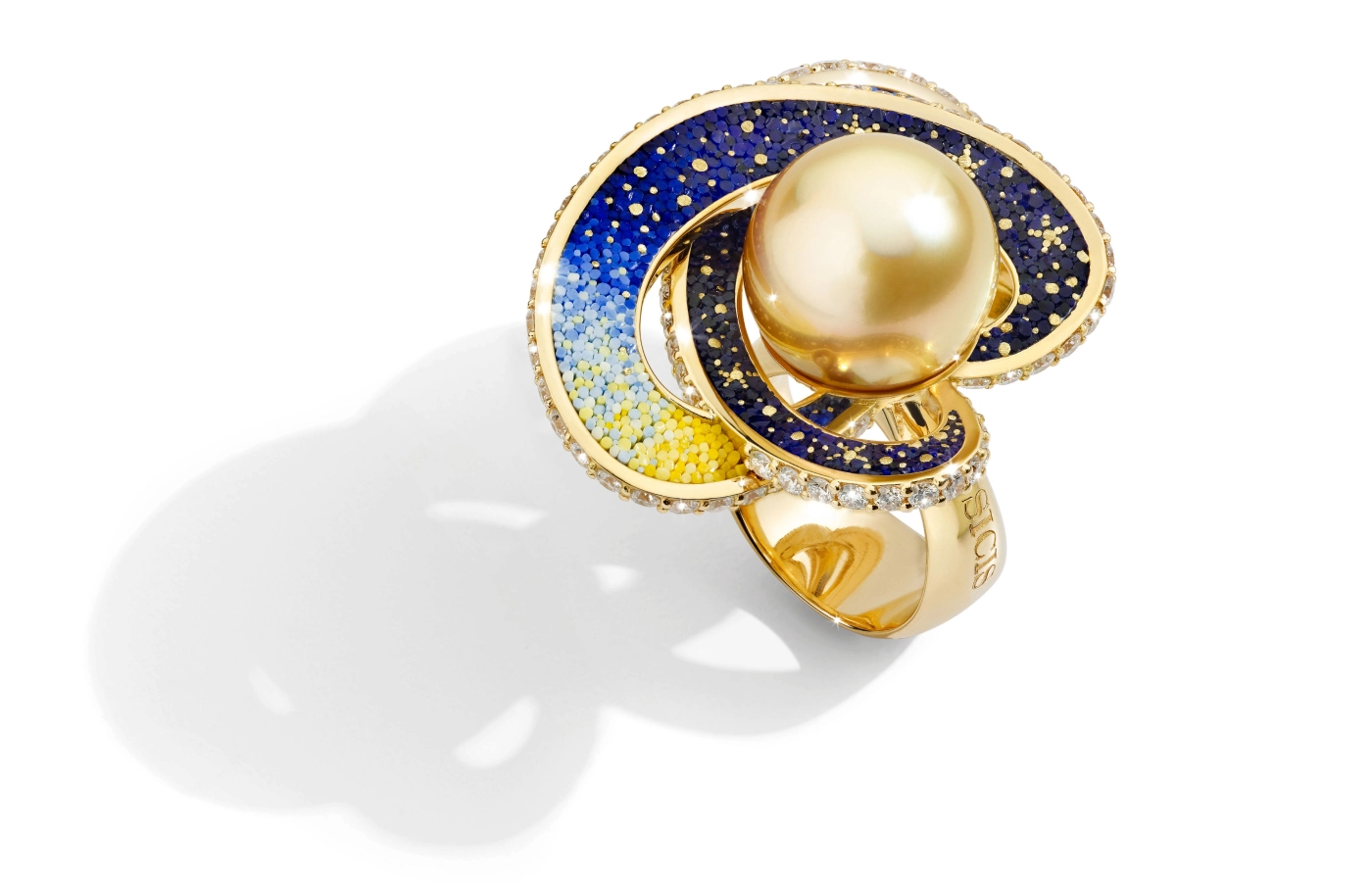  The Sicis Saturno ring with diamonds, golden South Sea pearls and deep blue to yellow micromosaics in 18k yellow gold 