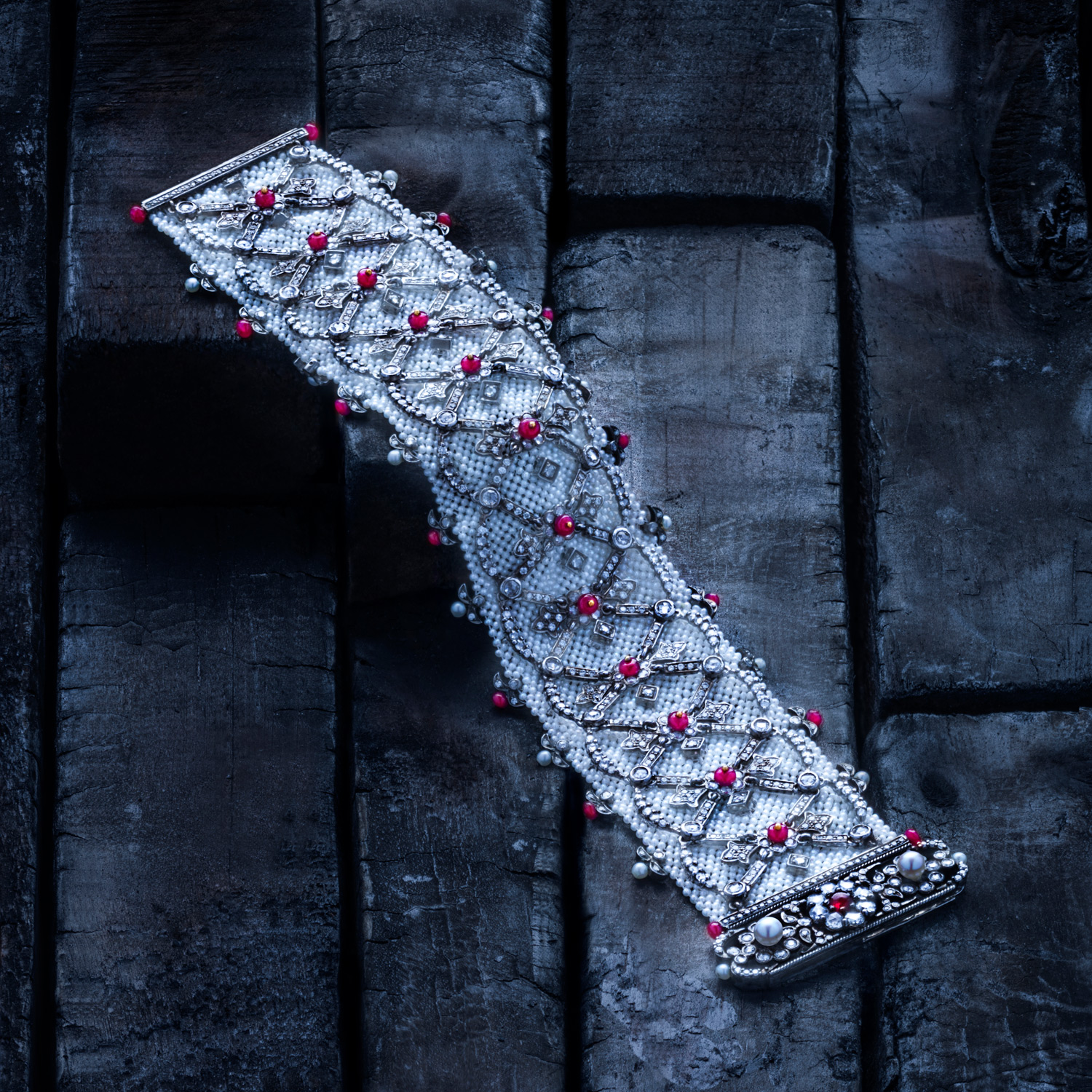 Moksh Carpet bracelet with Keshi pearls and rubies from TAANTVI collection