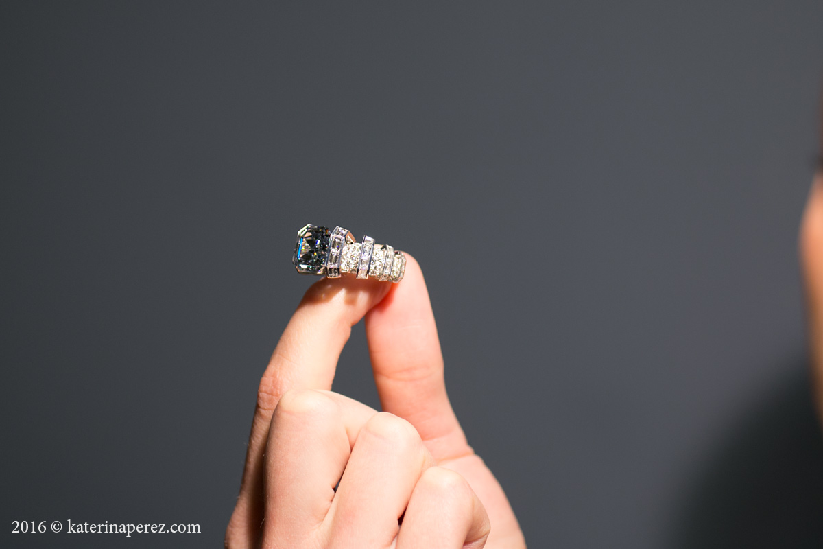  The Cartier ring with a 8.01-carat blue diamond, The Sky Blue