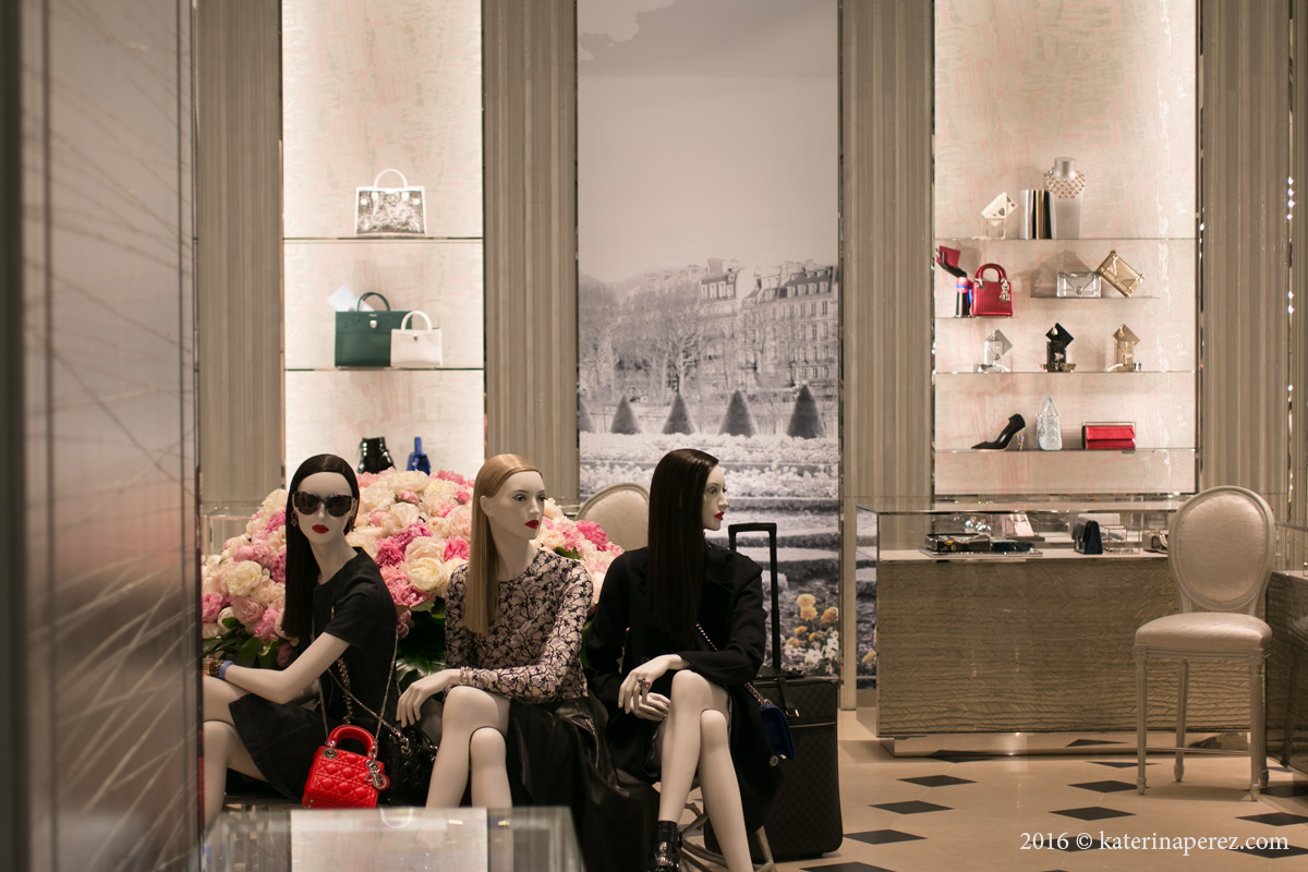  Dior