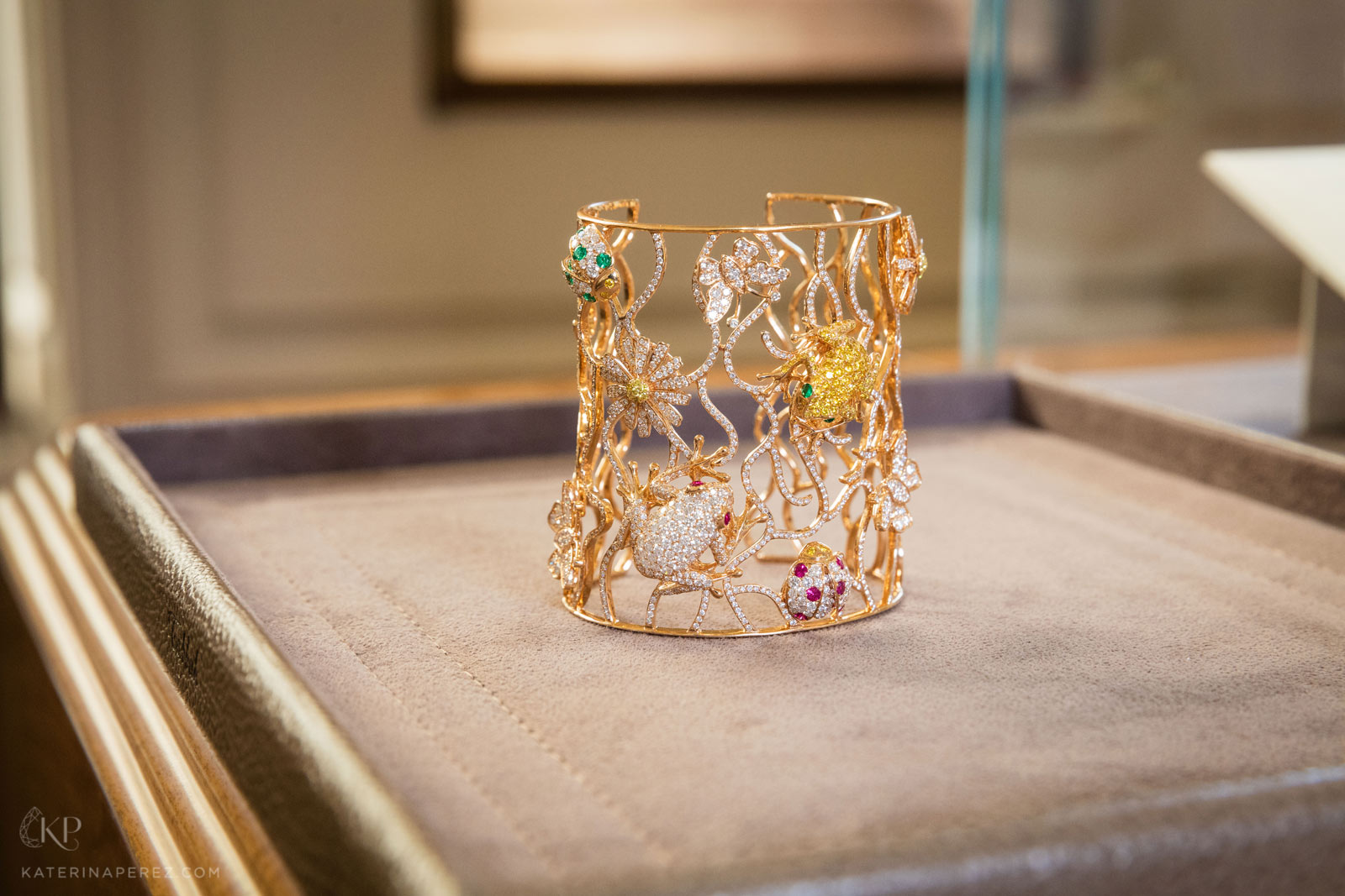  House of Tabbah Animal bracelet. Photographer: Simon Martner