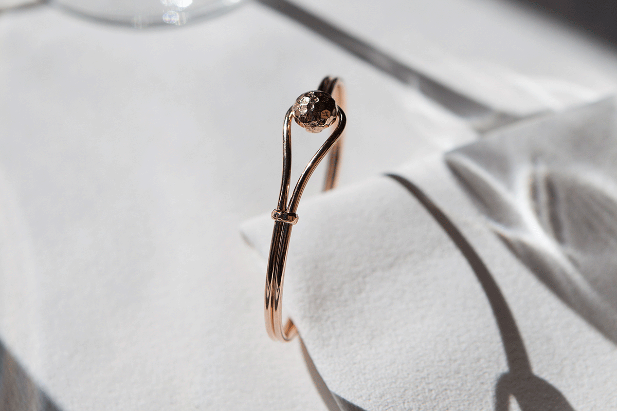  Red gold bangle from the Pepper collection 