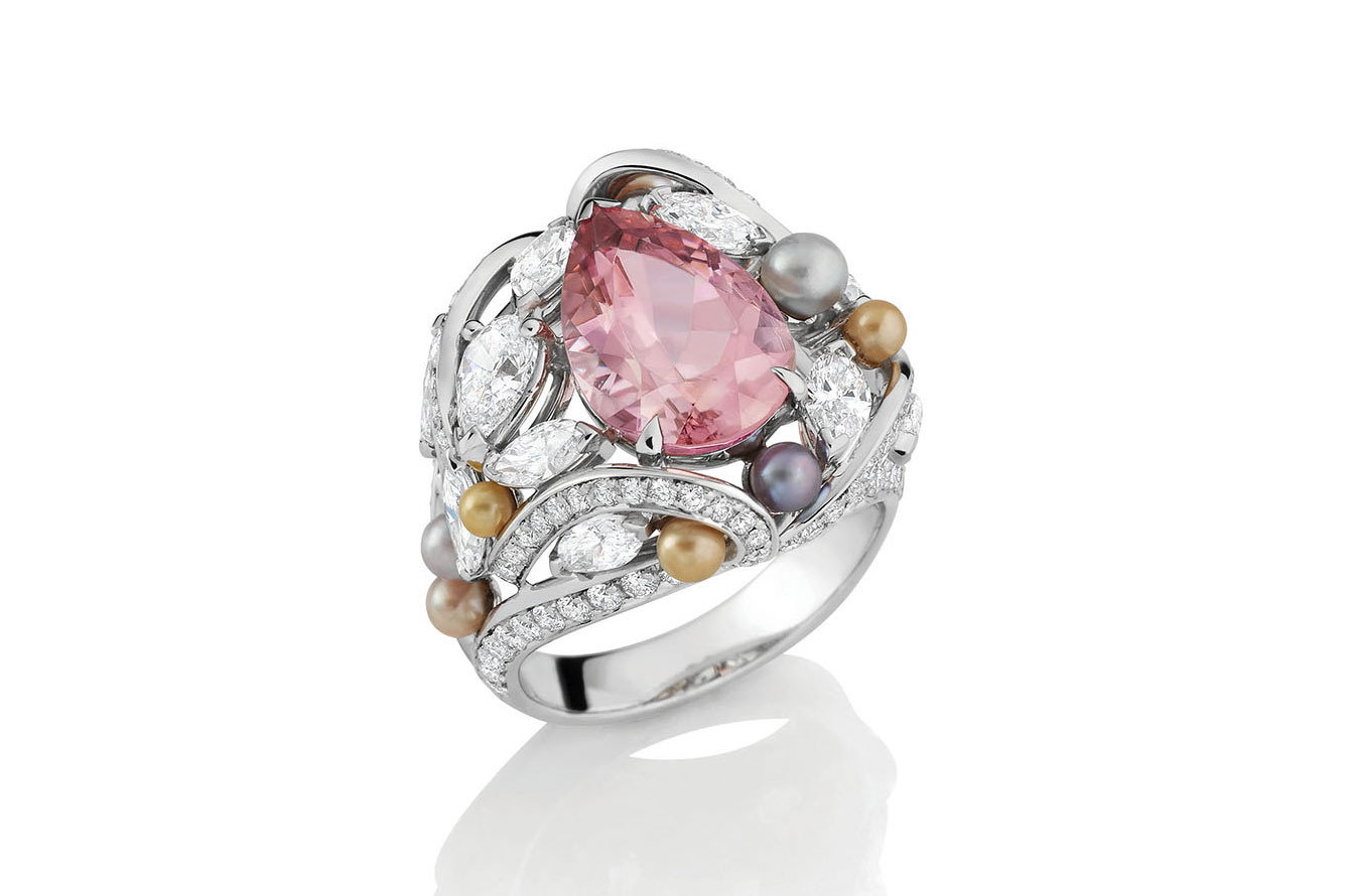  The New Collection Privé by Mellerio Dits Meller