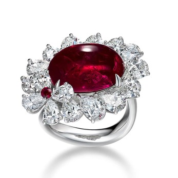 Ring with Burmese pigeon's blood ruby and diamonds in white gold