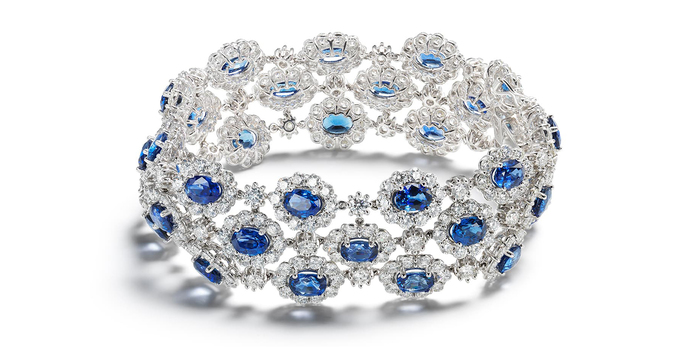 Bracelet with sapphires and diamonds