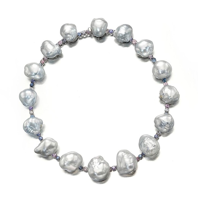 Baroque pearl necklace