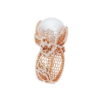 High jewellery pearl ring