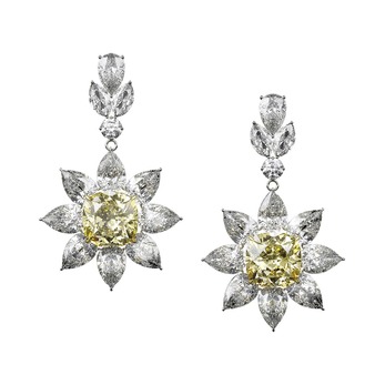 Yellow and white diamond flower earrings 
