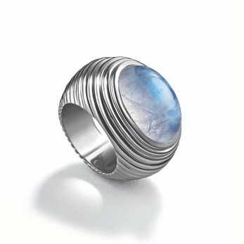 Bibendum ring with a moonstone cabochon in gold
