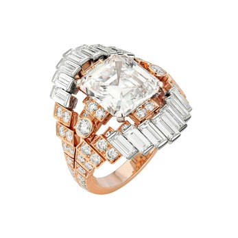 Eblouissante diamond ring  from the Escale à Venise High Jewellery Collection