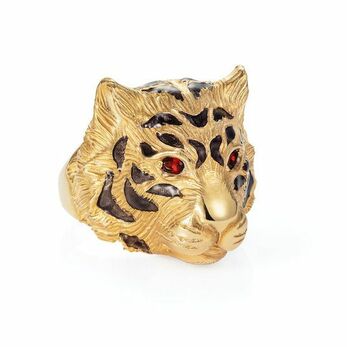 Tiger ring with ruby eyes in 14k gold and decorated with enamel