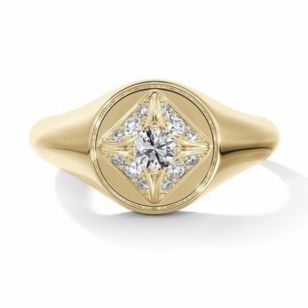 Diamond-set signet ring in 18k yellow gold 