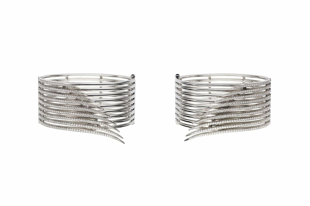 Armis Cuffs with diamonds in 18k white gold 