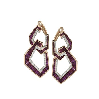 Earrings in gold, ruby and diamond