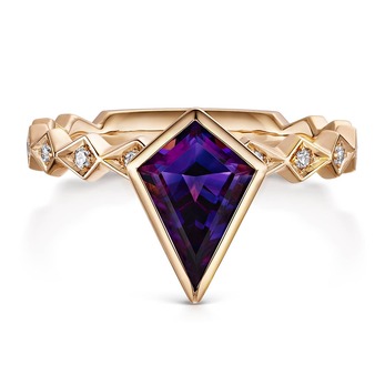 Lets Fly Kite ring in gold, amethyst and diamond