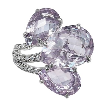 White gold, amethyst and diamond ring 
