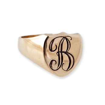 Engraved Sield Signet ring in gold 