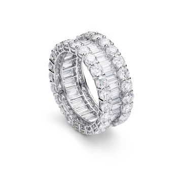 Eternity band in white gold and diamond 