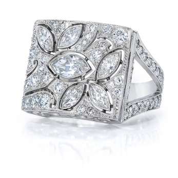 Marquise Cocktail ring in platinum and diamond