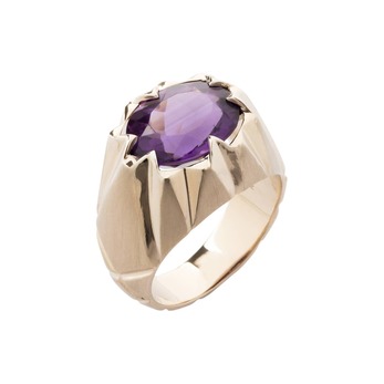 Gold and amethyst ring