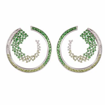 Earrings in white gold and peridot 