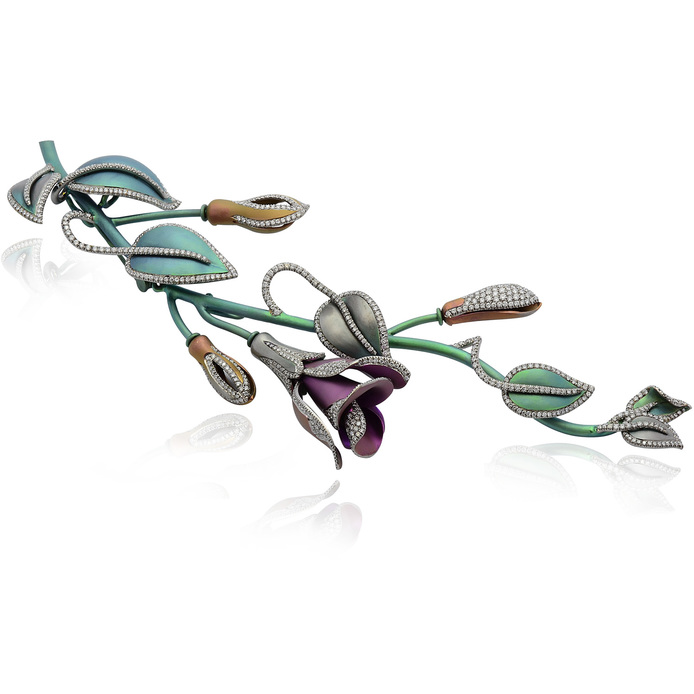 Margherita Burgener brooch in titanium and diamonds 