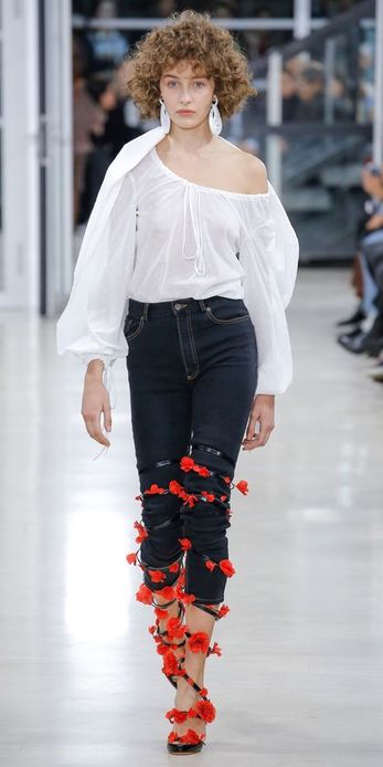 Y/Project SS2018 catwalk look