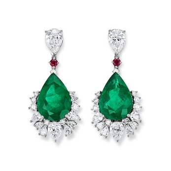 Drop earrings with pear cut emeralds, diamonds and rubies in 18k white gold