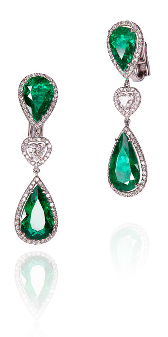 High jewellery earrings with pear-shaped emeralds and diamonds